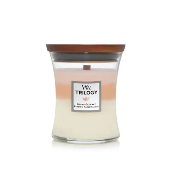 Ароматична свічка з ароматом кокосу, цитрусу та винограду Medium trilogy candle Island getawey