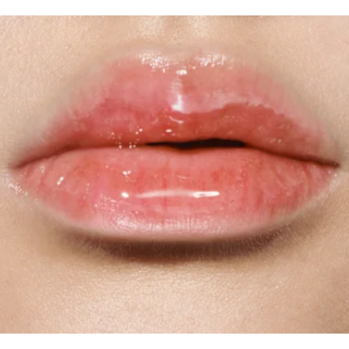 Живильна олія блиск для губ Lip glow oil hydrating high-shine gloss Rosewood 012