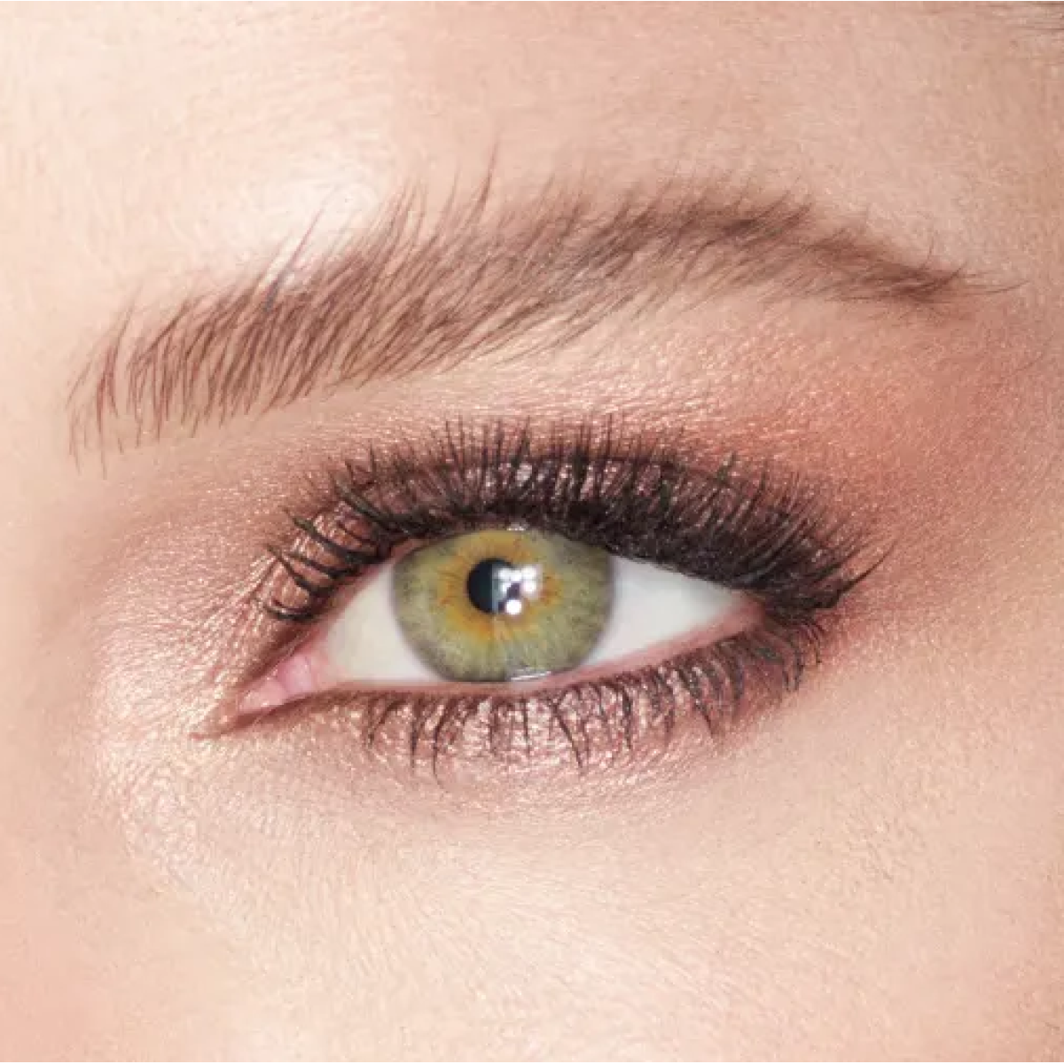 Кремові тіні Eyes to mesmerise cream Oyster pearl