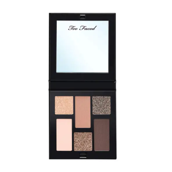 Палітра тіней у міні форматі Eyeshadow palette born this way mini Cold smolder nudes