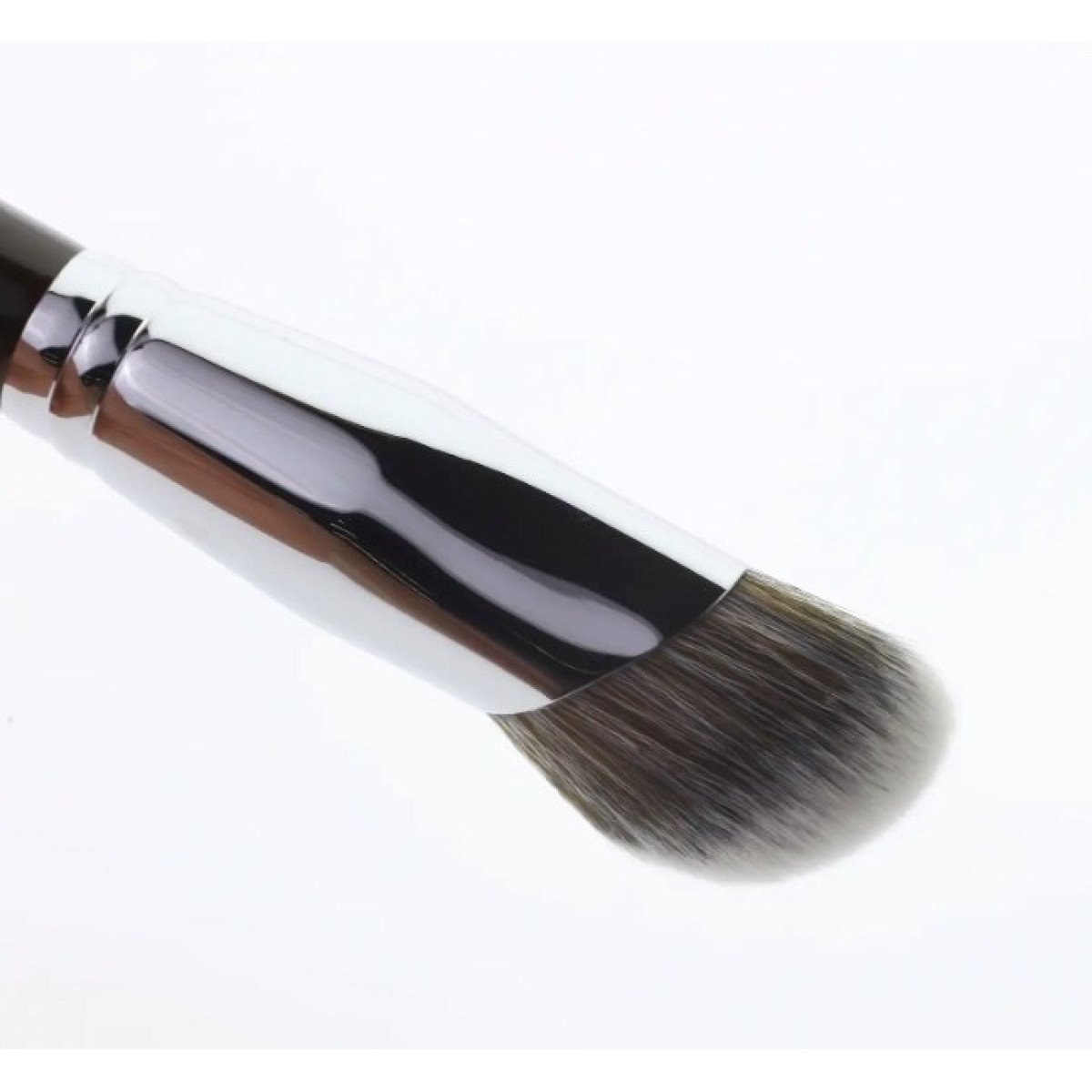 Пензель для нанесення тону та корекції з синтетичного волокна Foundation brush W3249