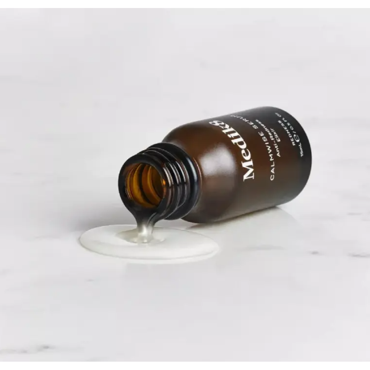 Заспокійлива сироватка проти почервонінь Calmwise serum