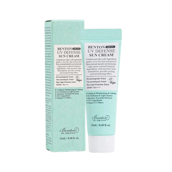 Легкий сонцезахисний крем з центелою у міні форматі Air fit uv defense sun cream spf50 travel size