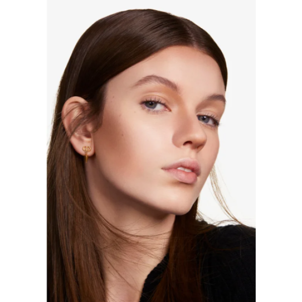 Кремовий стік-контур Forever 24h skin contour stick Light 01