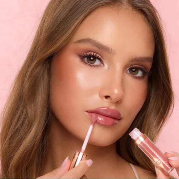 Набір для макіяжу Pillow talk iconic lip and cheek kit pillow talk