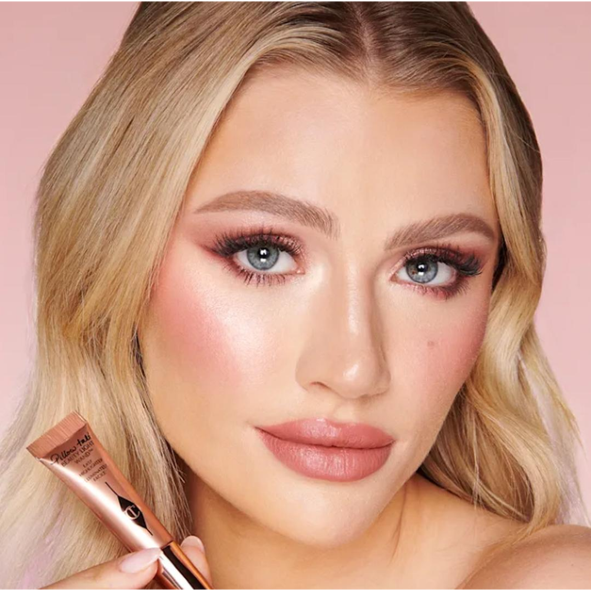 Набір для макіяжу Pillow talk iconic lip and cheek kit pillow talk