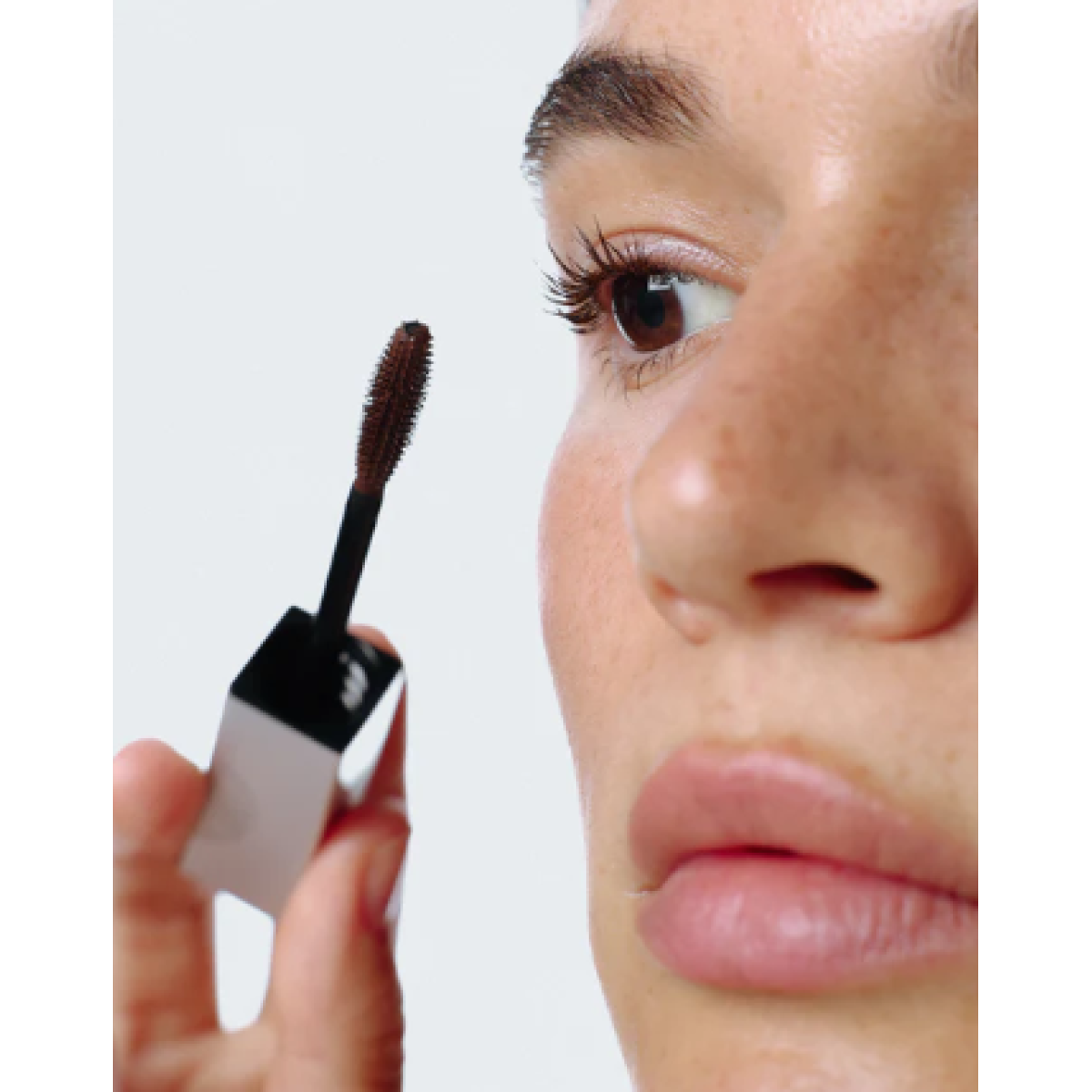 Термотуш з пептидами коричнева Termo mascara with peptides Brown