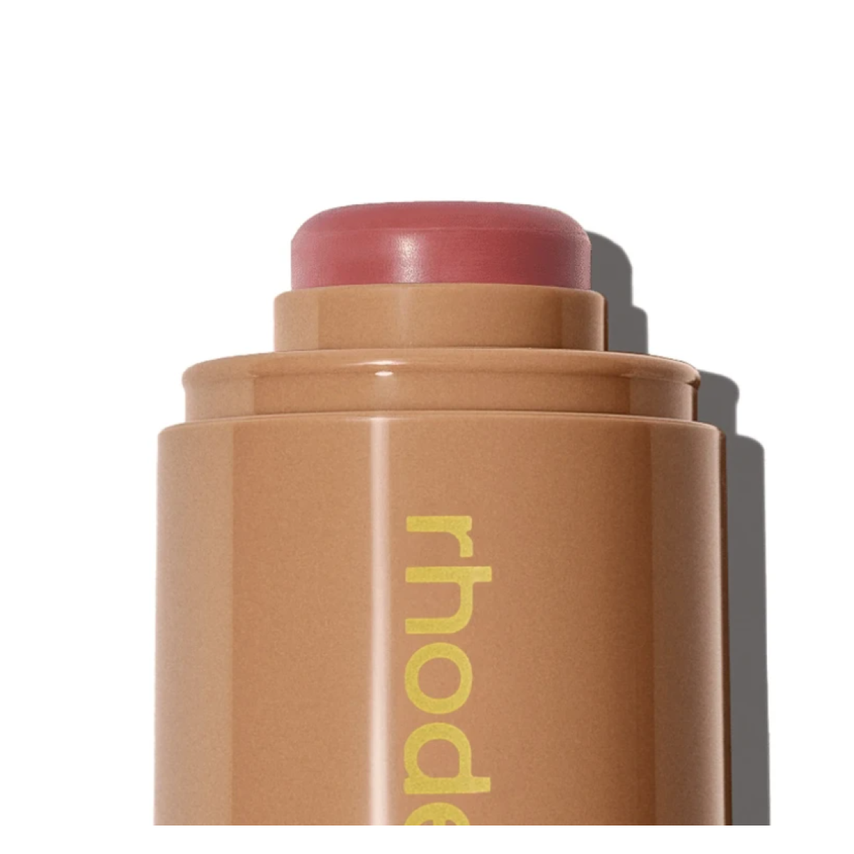 Кремові румяна для обличчя в стіку Pocket blush infused with peptides Tan line