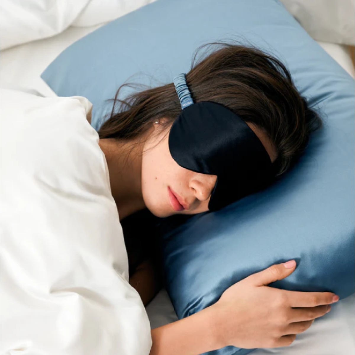 Шовкова маска для сну Silk sleep mask Stone grey