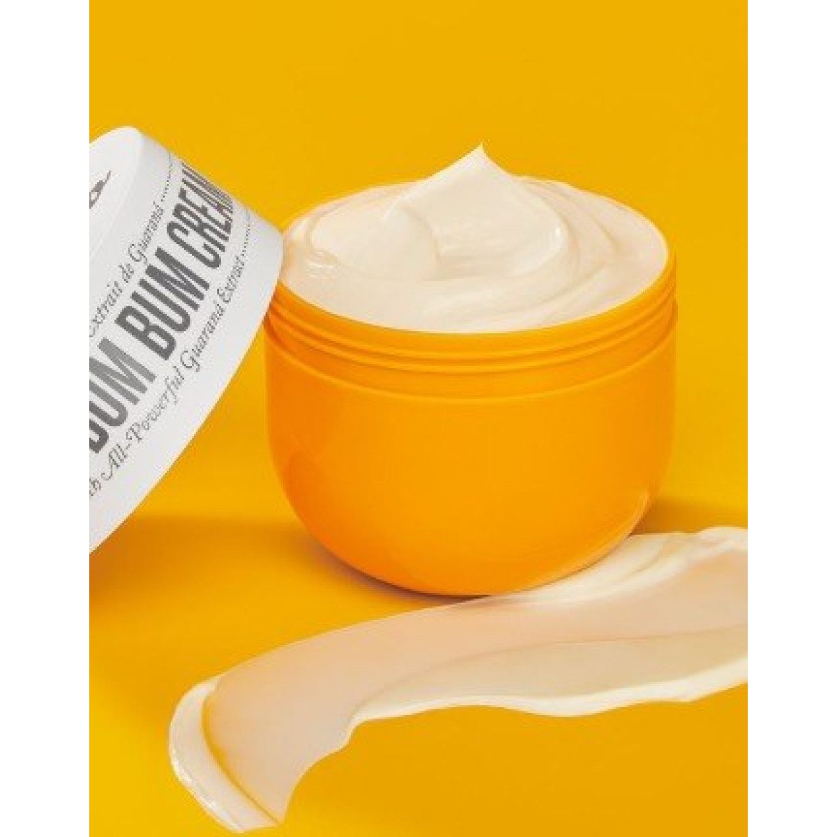 Парфумований зволожувальний крем для тіла Body cream Brazilian bum bum