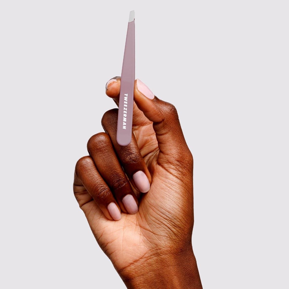 Пінцет для брів Brow slant tweezer Purple wisteria