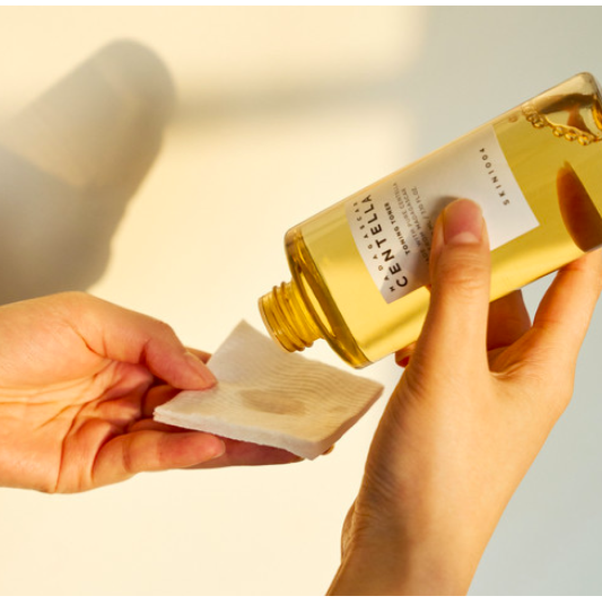 Тонер-есенція з центеллою Madagascar centella toning toner