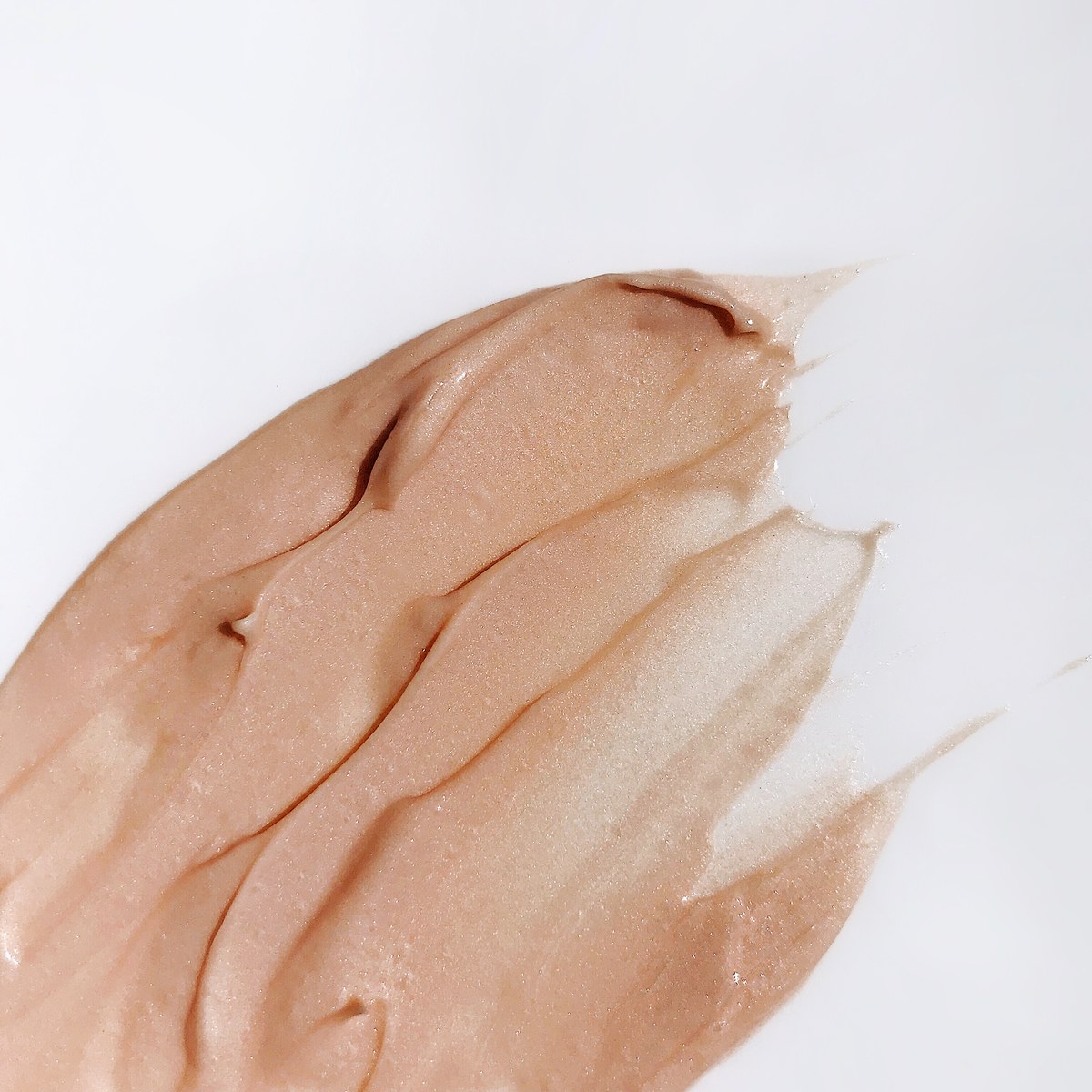 УЦІНКА Зволожувальний крем для обличчя з ефектом сяйва C-lluminating 3d moisturizer