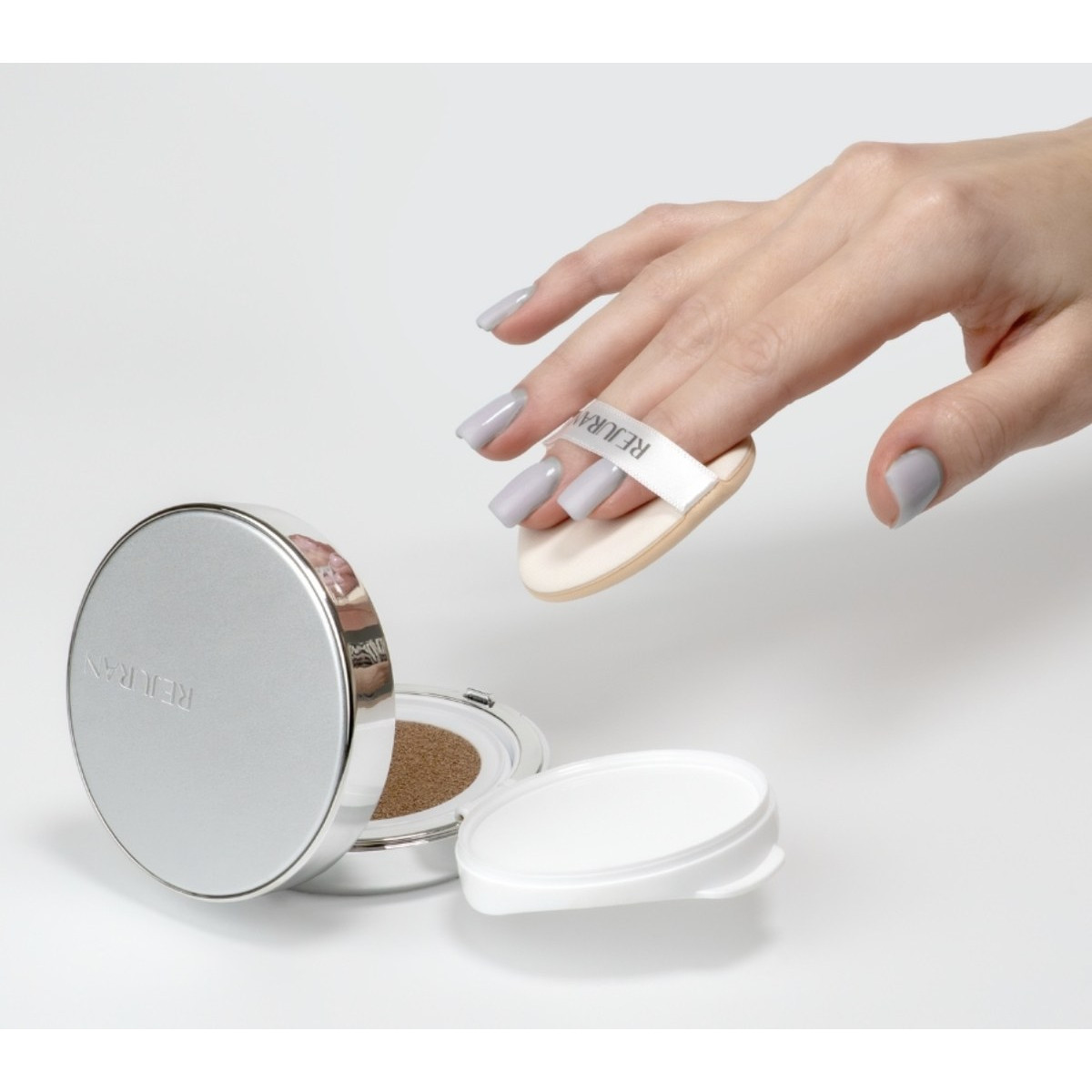 Мультифункціональний кушон з полінуклеотидами Skinglow cushion SPF 50+ 15 г