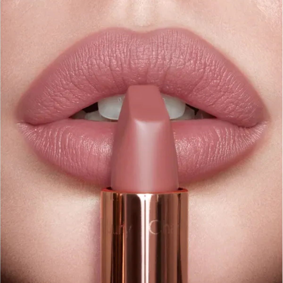 Матова помада для губ Matte revolution Pillow talk